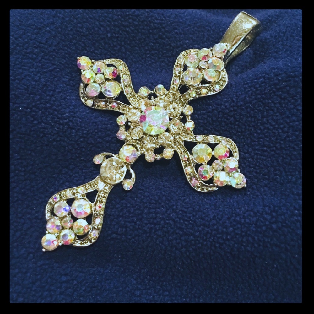 AURORA BOREALIS HOLY CROSS